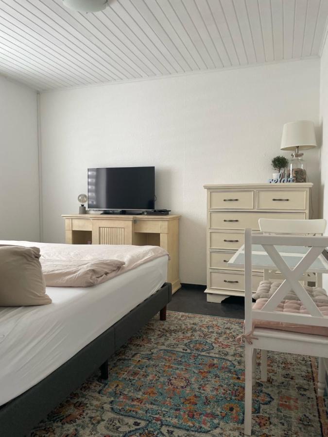 Einliegerwohnung In Taunusstein Bleidenstadt Eksteriør billede